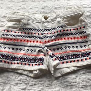 Kids embroidered shorts